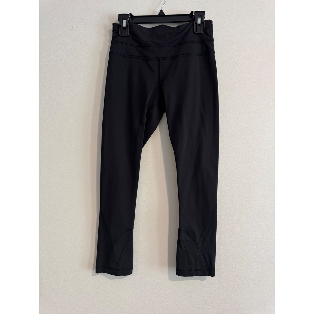 Lululemon‎ Run Inspire Crop II Womens Size 2 Black Zippered Back Pocket